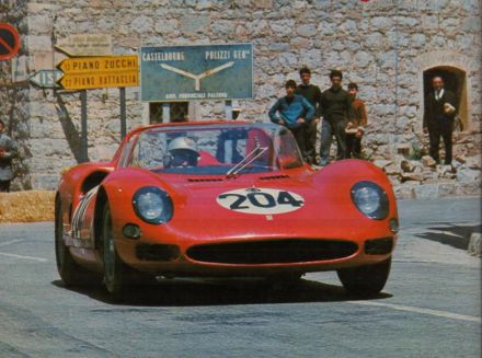 Jean Giuchet i Giancarlo Baghetti na samochodzie Ferrari 275 P2