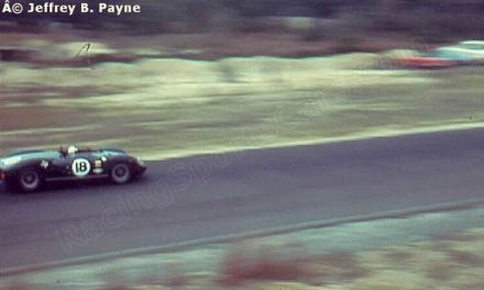 Mario Andretti na samochodzie Ferrari 257P