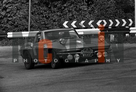 „Achille” na samochodzie Chevrolet Corvette Sting Ray.