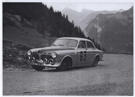 Degeneve i Mourrier na samochodzie Volvo 122.