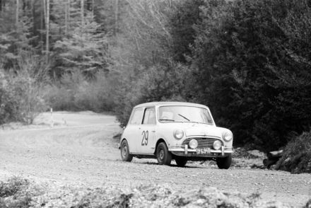 F.Siller i ? - Austin Mini Cooper S GT.