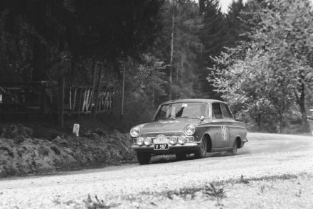 K.Polligkelt i W.Kreckels – Ford Cortina GT.