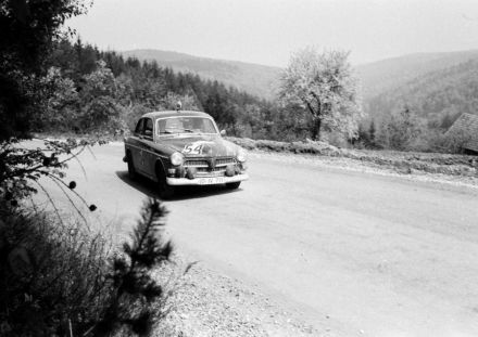 B.von Bergmann i L.Köttgen - Volvo 122 S.