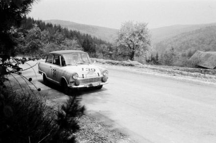Hermann Vogt i H.Weizsäcker - DKW F 12.