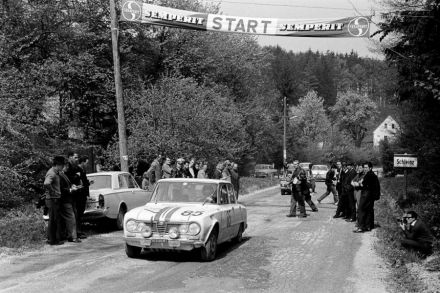 Solvay i Stefanl – Alfa Romeo Giulia Super Ti.