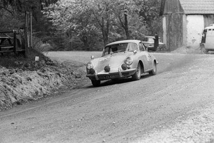H.H.Jaeger i ? - Porsche 356 B.