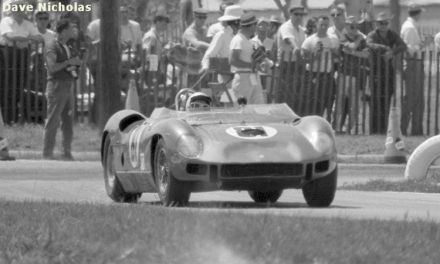 Willy Mairesse i Mauro Bianchi na samochodzie Ferrari 275P