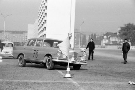 Mercedes Benz