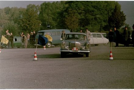 Mercedes Benz