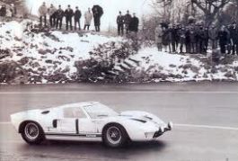 Guy Ligier i ? – Ford GT40.