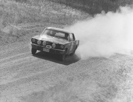 Stiles Patrick i Skinner E.G.F. - Ford Mustang.