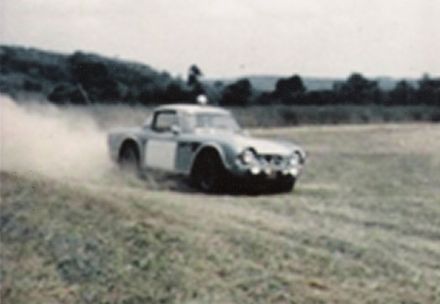 Klein – Triumph.