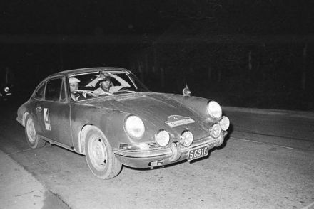Walter Pöltinger i R.Hartinger - Porsche 911.