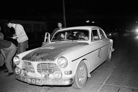 O.Krager i P.Moser – Volvo 122S.