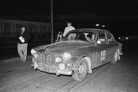 F.A.Klomfar i N.Hopf – Volvo 122S.