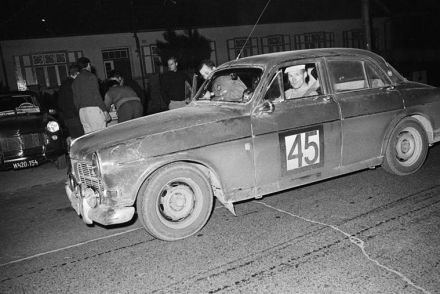 V.Dietmayer i L.Hahn – Volvo 122S.
