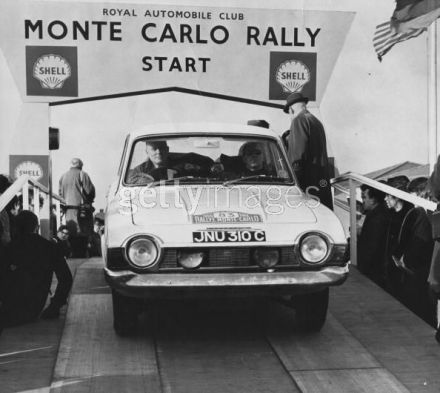 Edwin Hodson i ? – Ford Corsair.