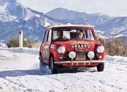 Rauno Aaltonen i Tony Ambrose – BMC Mini Cooper S.