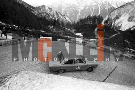 Ernie Kleint i G.Klapproth – Ford Taunus 17M.