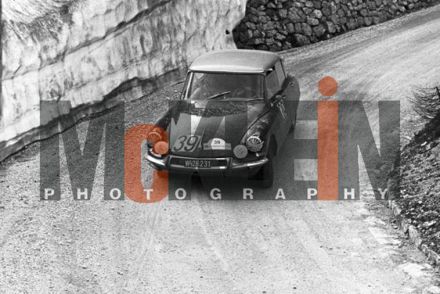 Citroen DS19.