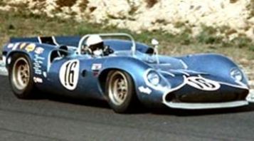 #16 Lola T70 Mk2 Ford