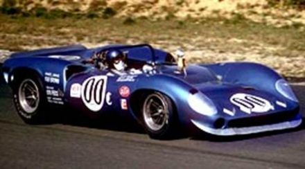 #00 Lola T70 Mk2 Chevrolet.