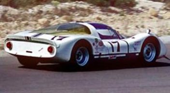 #17 Porsche 906.
