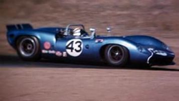 #43 Lola T70 Mk2 Chevrolet