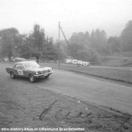 Ruedi Helbling – Ford Mustang.