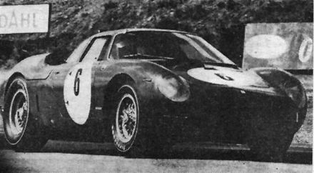Peter Clarke i Rollo Fielding – Ferrari 250 LM.