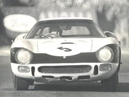 "Eldé" i  Jacky Ickx - Ferrari 275LM.