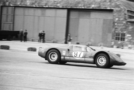 Dieter Spoerry – Porsche 906.