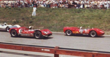 Nr.39. Ludwig Heimrath – McLaren Elva Mark II Ford, nr.0. Chuck Parsons – Genie Chevrolet.