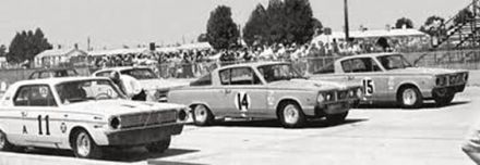 Nr.11.Bob Tullius i Tony Adamowicz, nr.14.Charlie Rainville i Bruce Jennings - Plymouth Barracuda, nr.15.Scott Harvey - Plymouth Barracuda. 