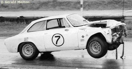 Simon Russ, Bill Stelle i Locario – Alfa Romeo 1600 GTA.