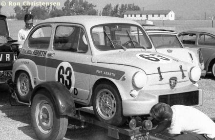 Dan Parkinson i Fred Plotkin – Abarth 1000 TC.