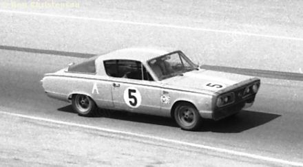 Charlie Rainville i Bob Johnson – Plymouth Barracuda.
