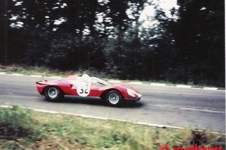 Mike Parkes – Ferrari Dino 206S.