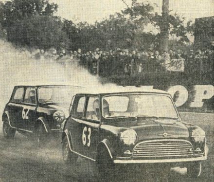 Nr.63.Paddy Hopkirk, nr.62.John Handley – Austiny Mini Cooper S.