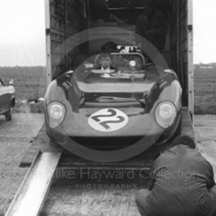 Hugh Dibley – lola T70 Mk.2 Chevrolet.