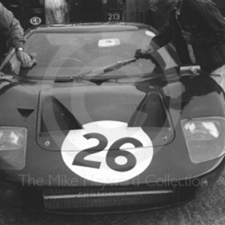Peter Sutcliffe – Ford GT40.
