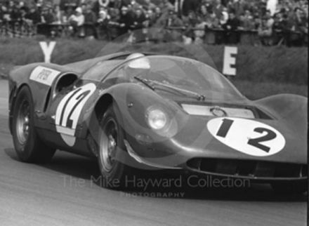 David Piper – Ferrari 365 P2.