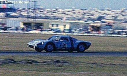 Sam Posey, Jim Haynes i Harry Theodoracopulos - Porsche 904 GTS.