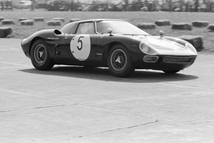 David Hobbs - Ferrari 250 LM.