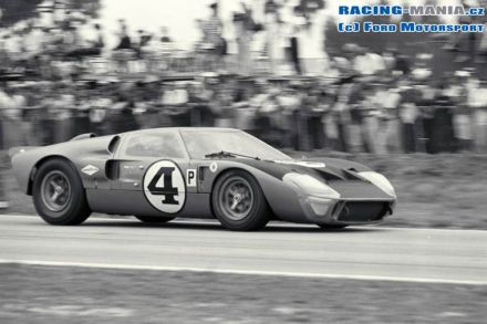 A. J. Foyt i Ronnie Bucknum – Ford Mk.II.