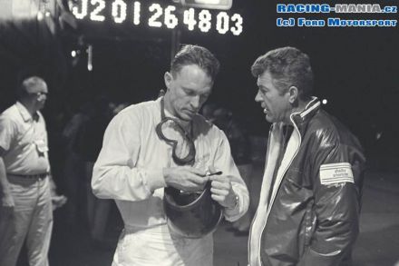 Dan Gurney i Carroll Shelby.