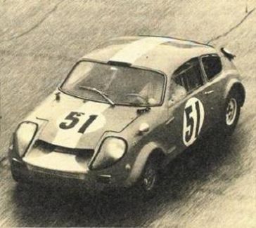 Jean-Louis Marnat i Jean-Pierre Jabouille – Mini Marcos GT.