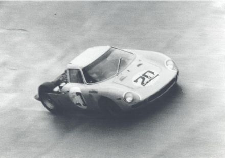 Pierre Noblet i "Eldé" - Ferrari 250 LM.