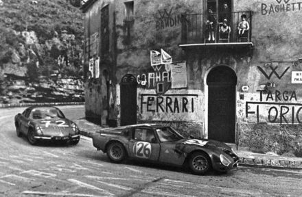 Nr.126.Enrico Pinto i Nino Todaro – Alfa Romeo Giulia TZ2, nr.72.Roger Delageneste i José Rosinski – Alpine Renault A110.