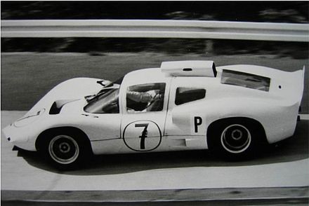 Jo Bonnier i Phil Hill - Chaparral 2D Chevrolet.